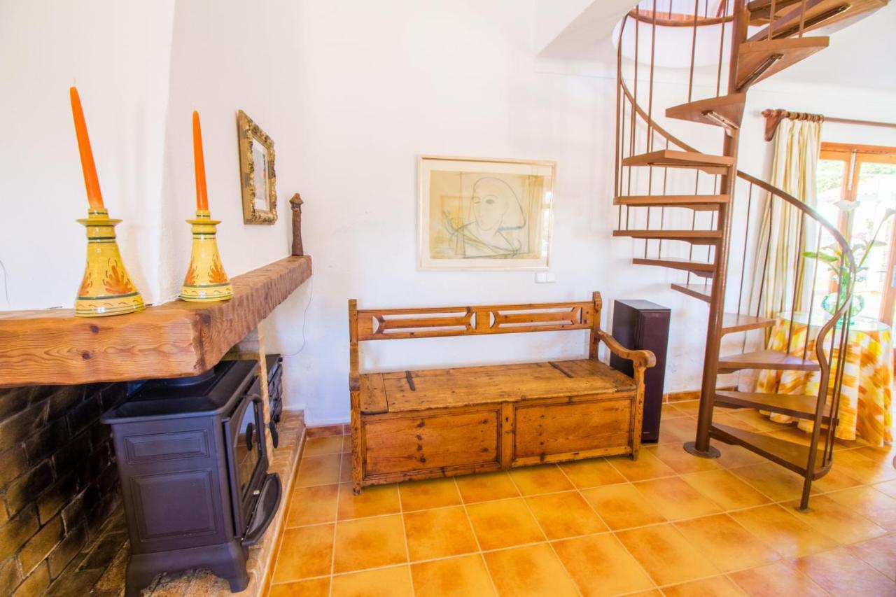 Cozy Chalet With Wifi And A / C Сasa de vacaciones *